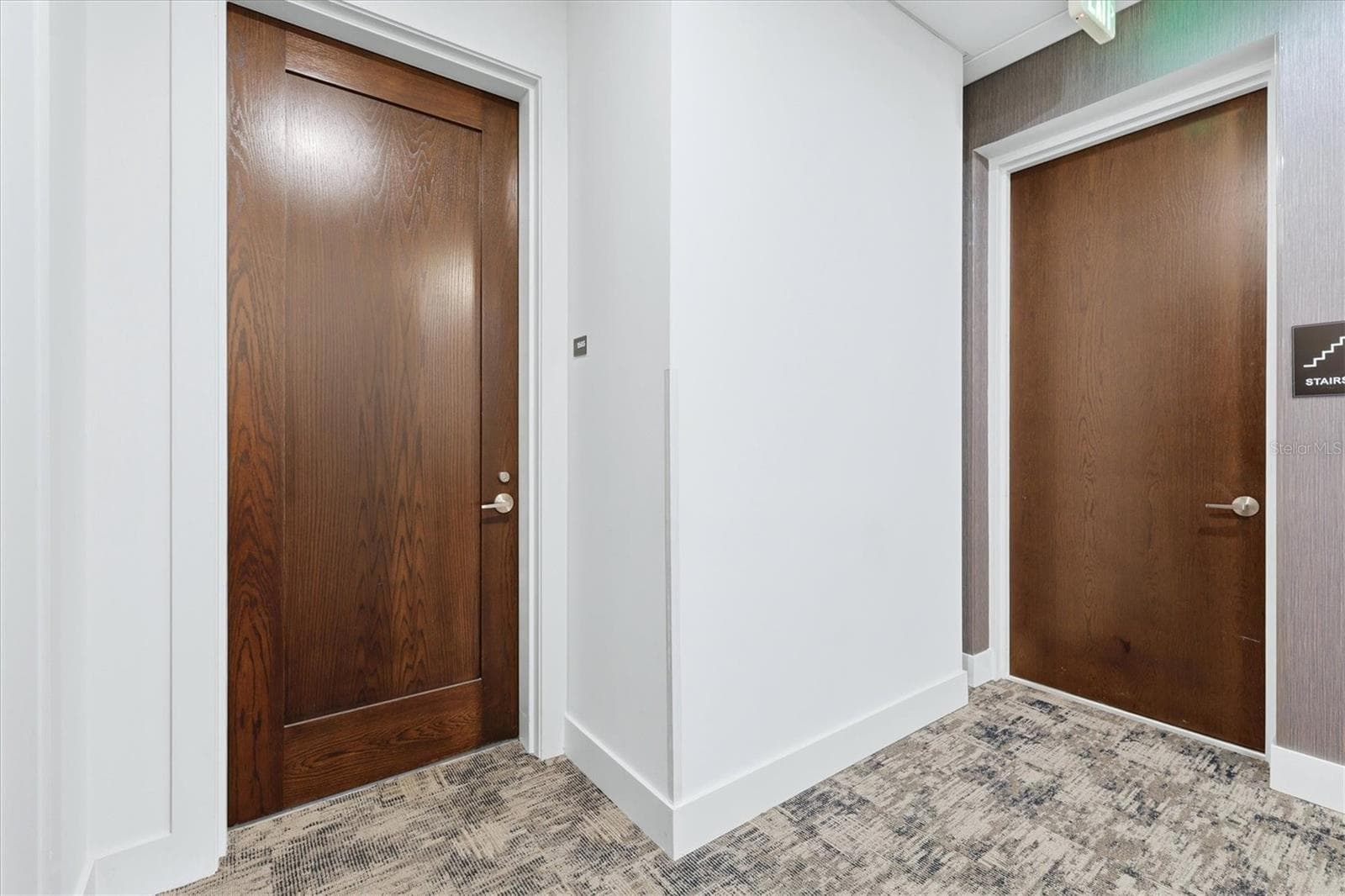 End Unit - 33 S PALM AVE #1503, SARASOTA