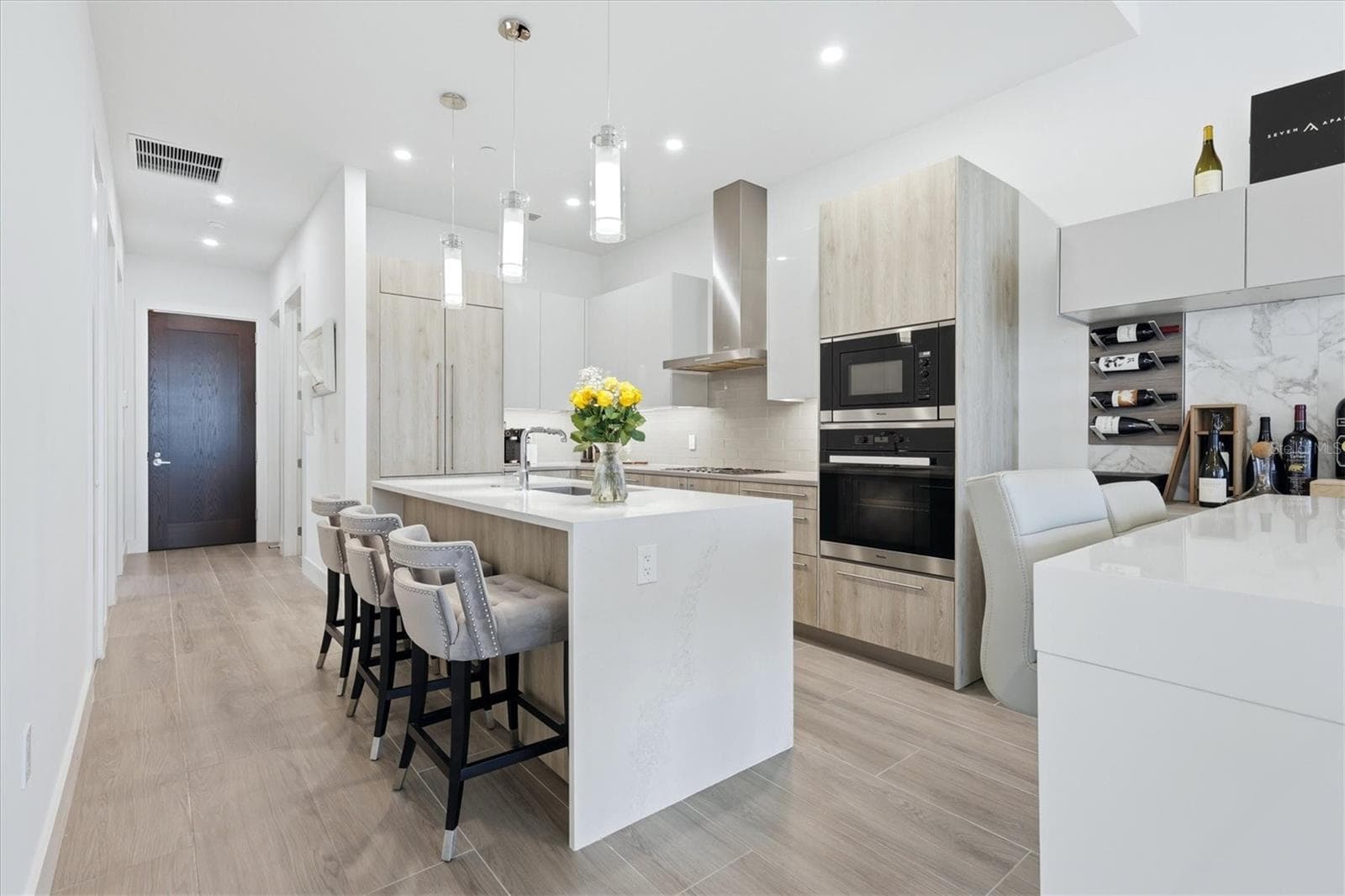 Open Kitchen - 33 S PALM AVE #1503, SARASOTA