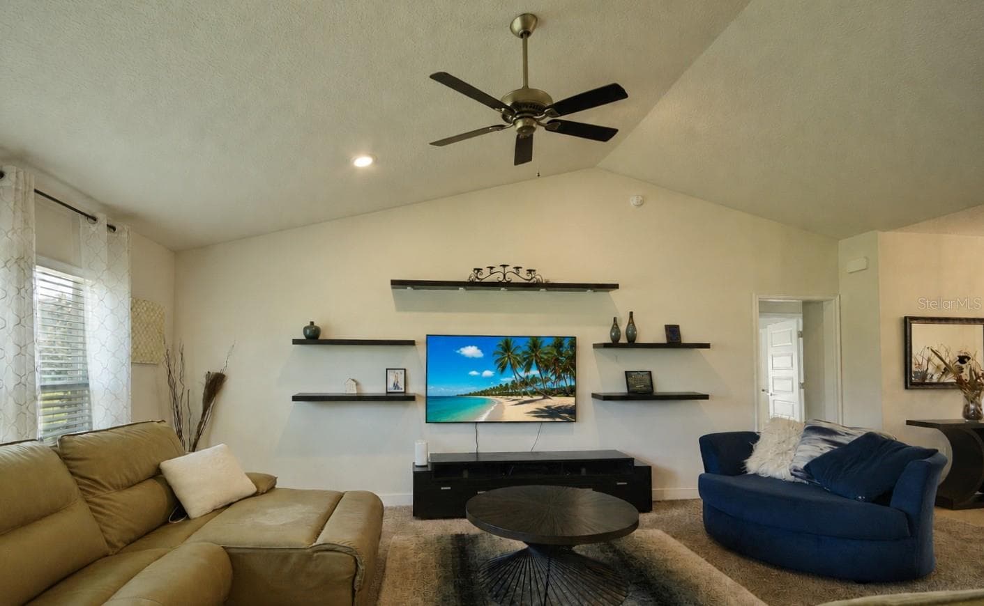 Open Living Room - 7733 SLOEWOOD DR, LEESBURG