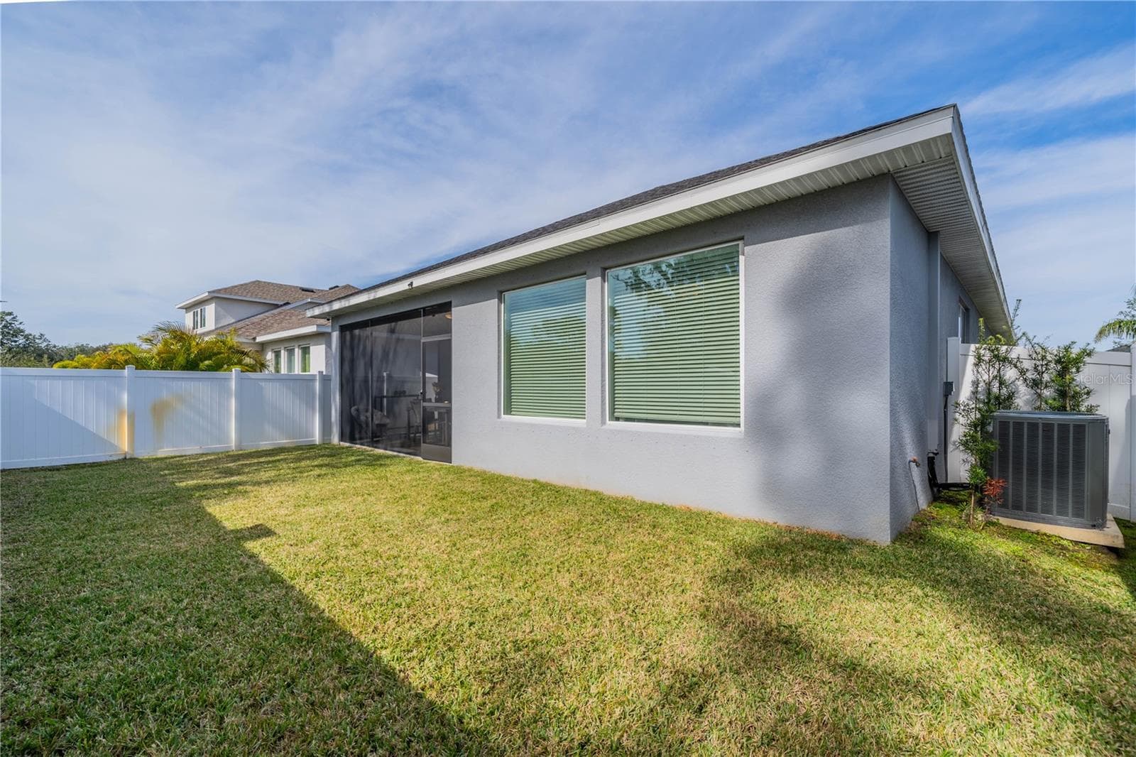 Single Family Residence at 5538 SPANISH MOSS CV, BRADENTON, photo 5 of 33