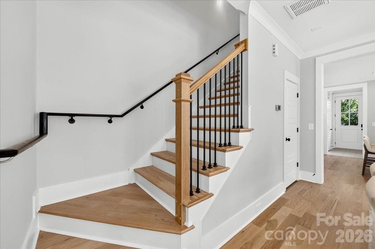 Single Family Residence at 3940 Admiral Avenue, Charlotte, photo 26 of 45