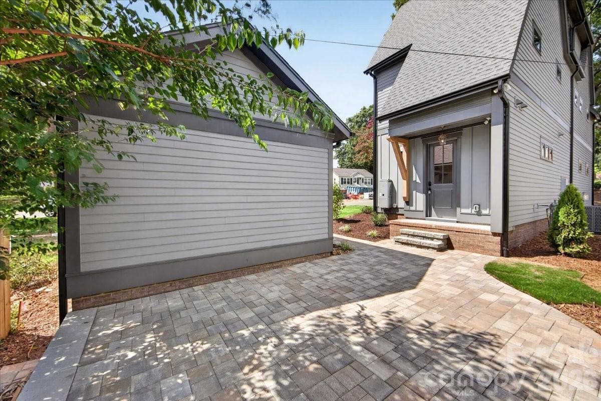 Single Family Residence at 3940 Admiral Avenue, Charlotte, photo 43 of 45