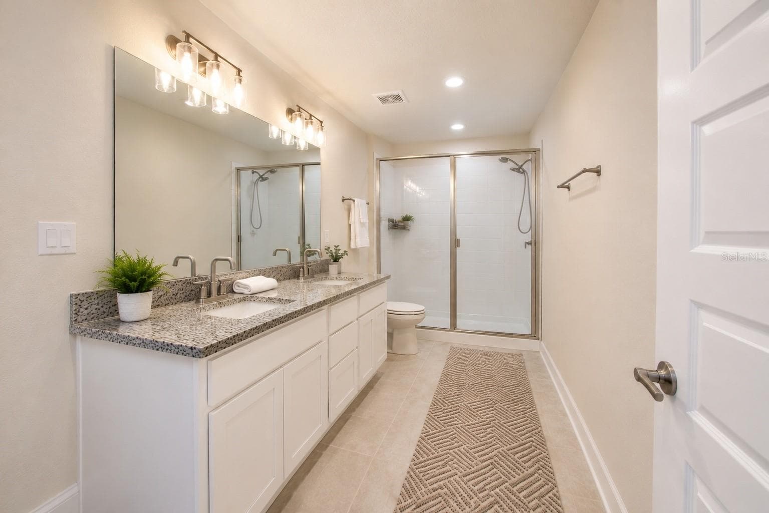 Single Family Residence at 3675 SAGEFIELD DR, HARMONY, photo 11 of 12