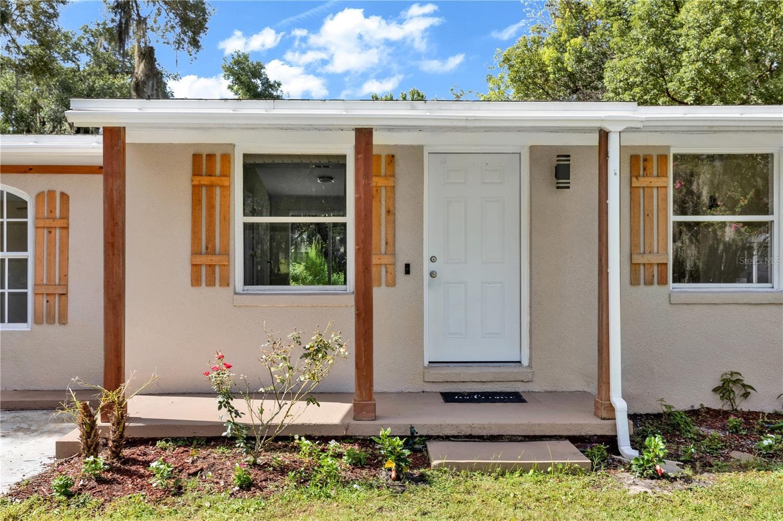 Single Family Residence at 247 TOMS RD, DEBARY, photo 3 of 27