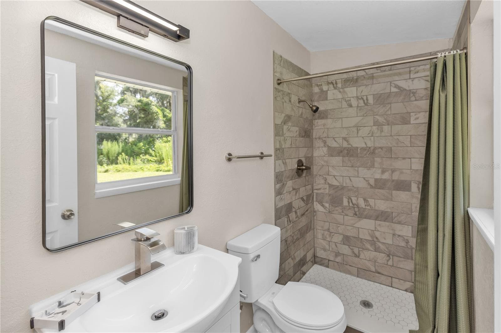 Single Family Residence at 247 TOMS RD, DEBARY, photo 16 of 27