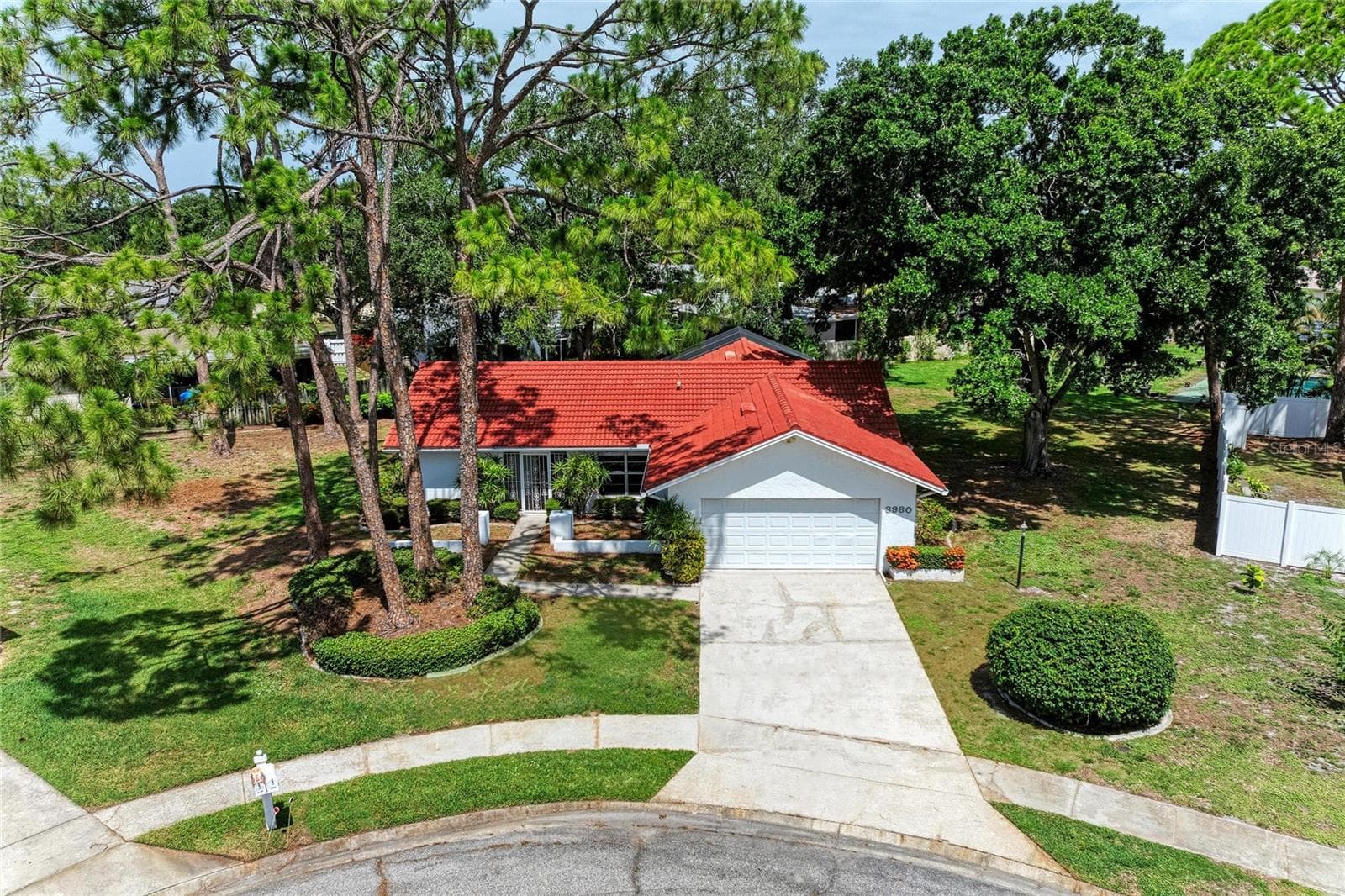 3980 LEMONWOOD DR