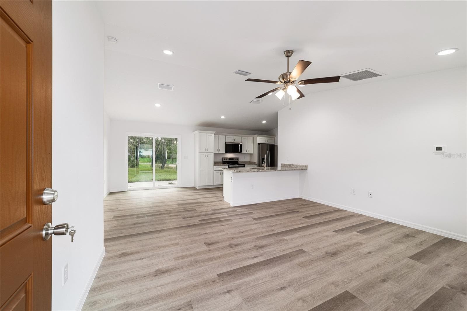 Single Family Residence at 23827 SW BEAVER DR, DUNNELLON, photo 6 of 45