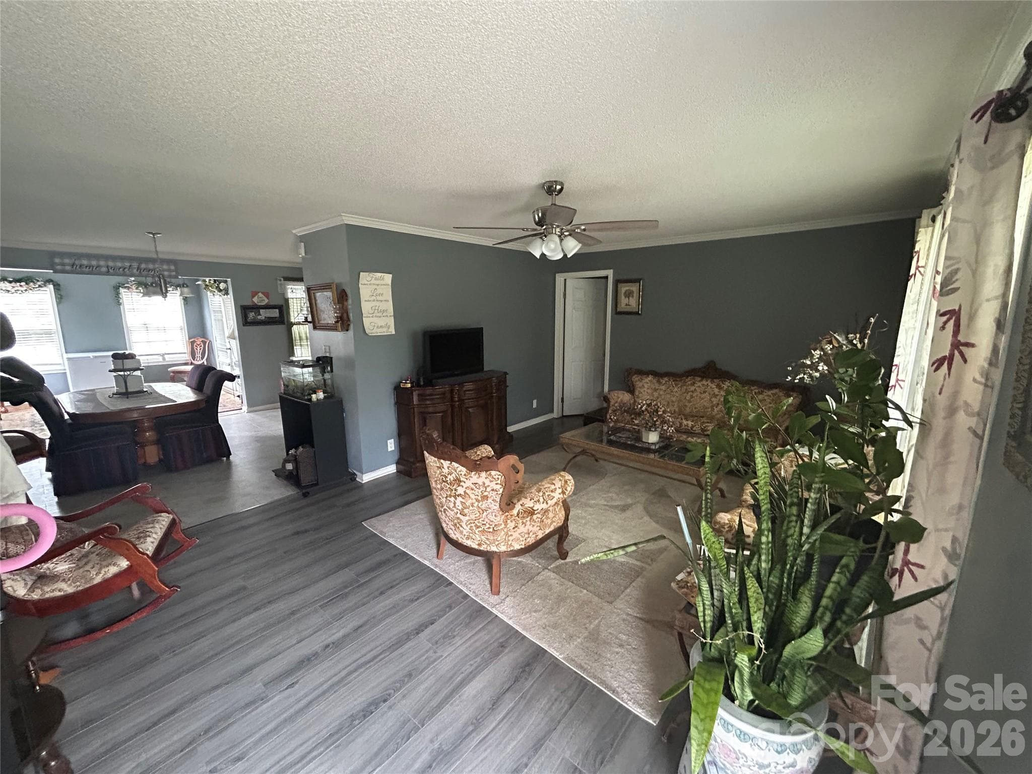 Single Family Residence at Hartsville, photo 2 of 23
