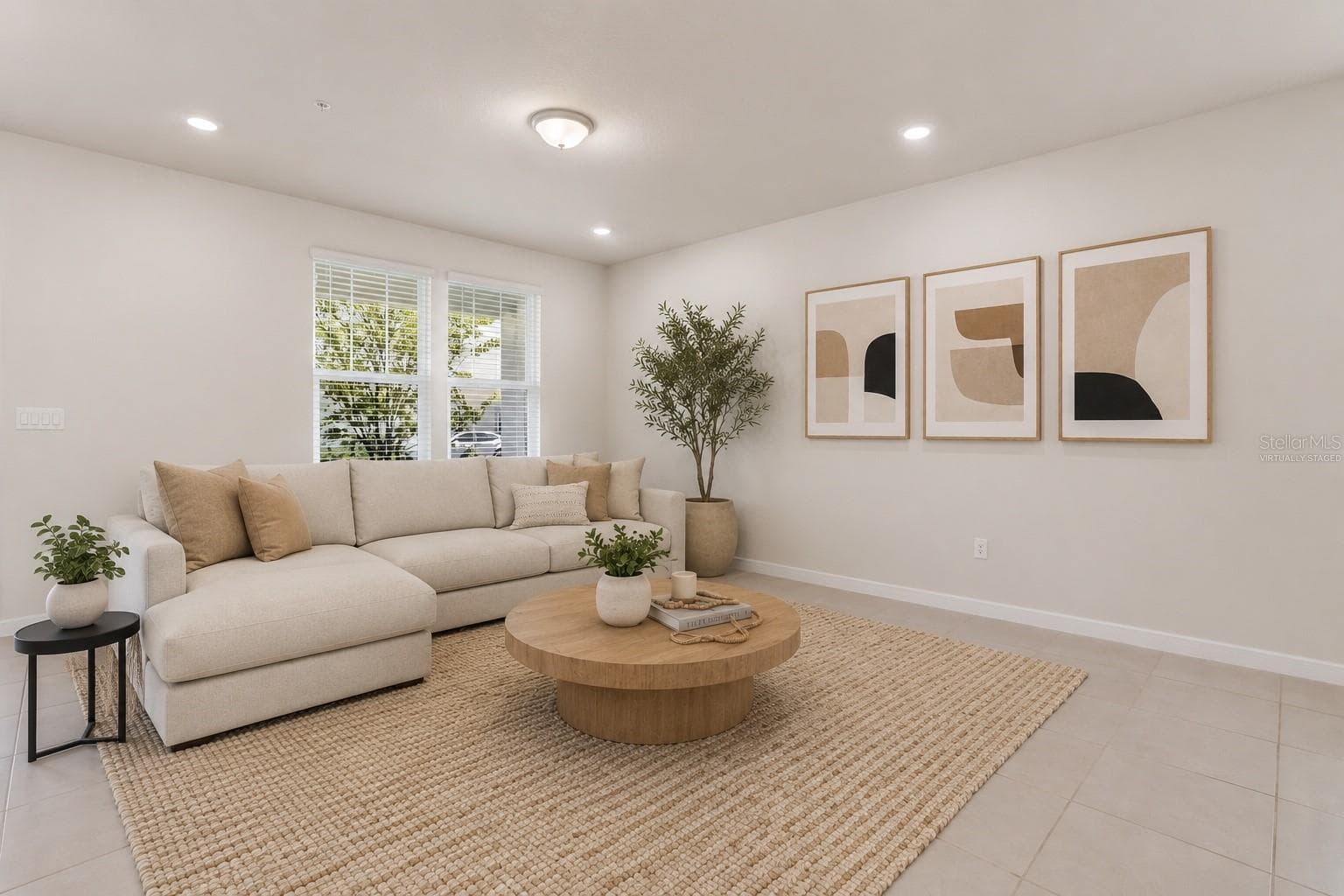 Virtually Staged - 5592 PINELAND RUN, ORLANDO