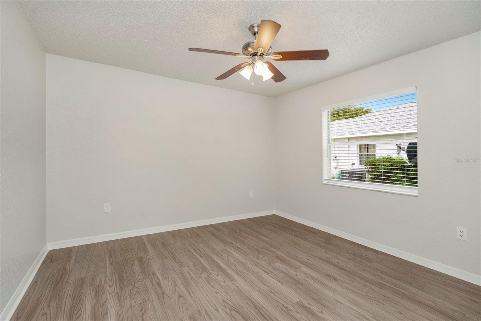 Single Family Residence at 9396 SOUTHERN BELLE DR, BROOKSVILLE, photo 19 of 42