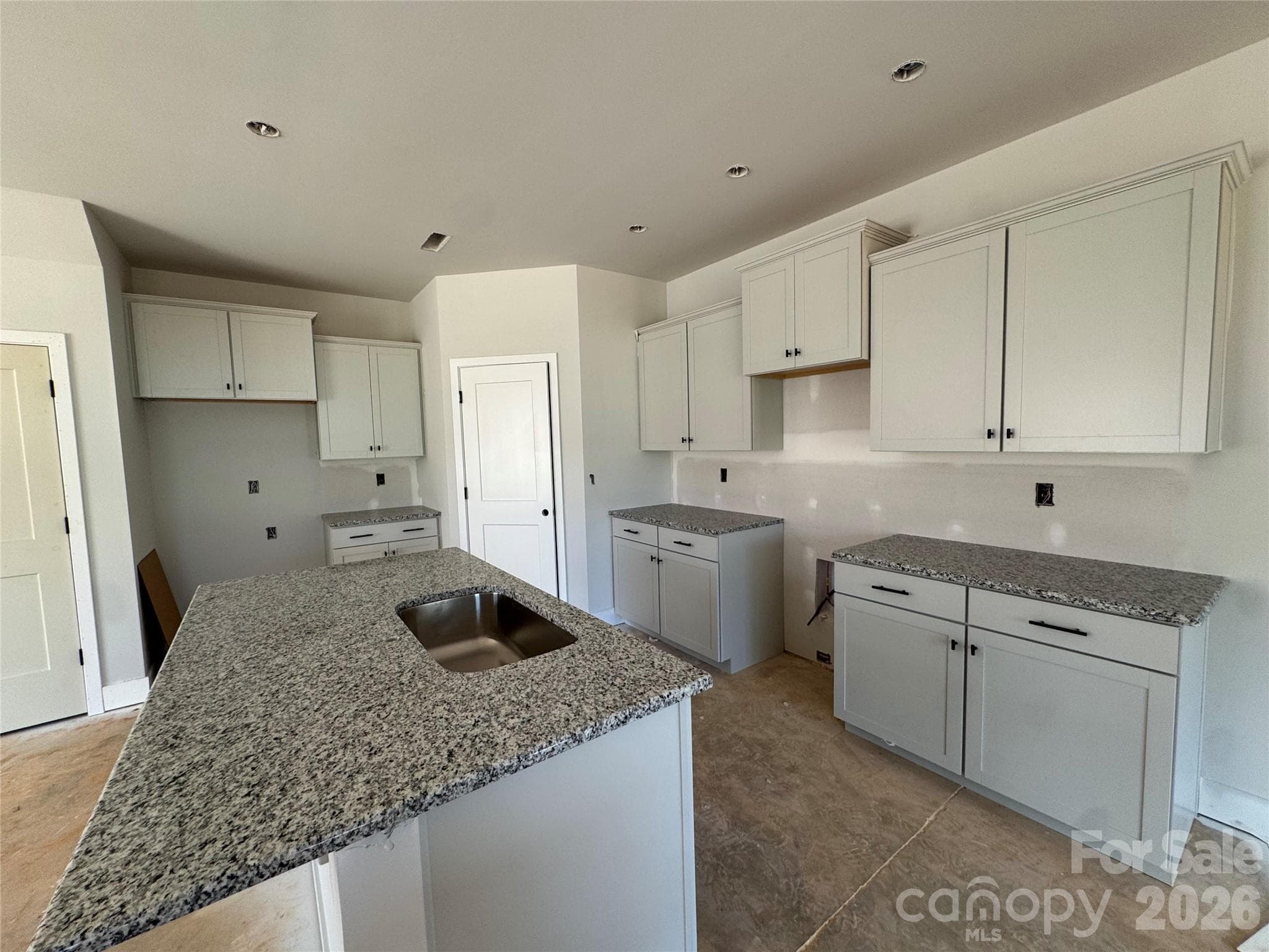 Actual kitchen - 726 Longleaf Avenue, Gastonia