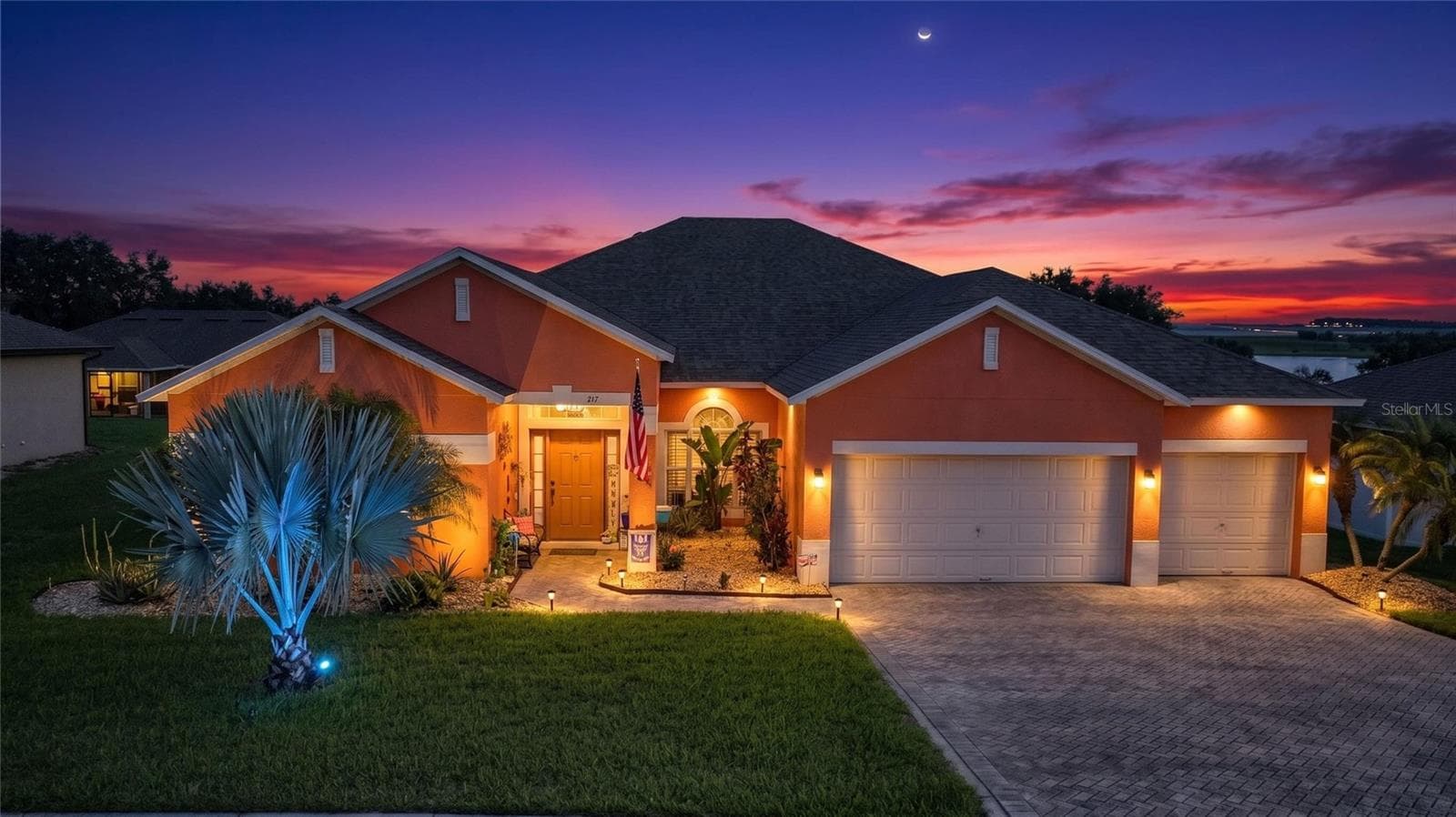 212 BROOKSHIRE DR