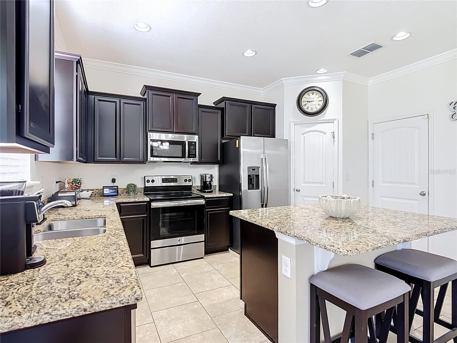 Single Family Residence at 1553 CATERPILLAR ST, ST CLOUD, photo 11 of 35