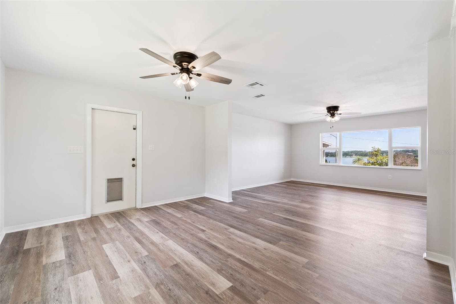 Single Family Residence at 1024 SUNSET DR, LAKE WALES, photo 6 of 43