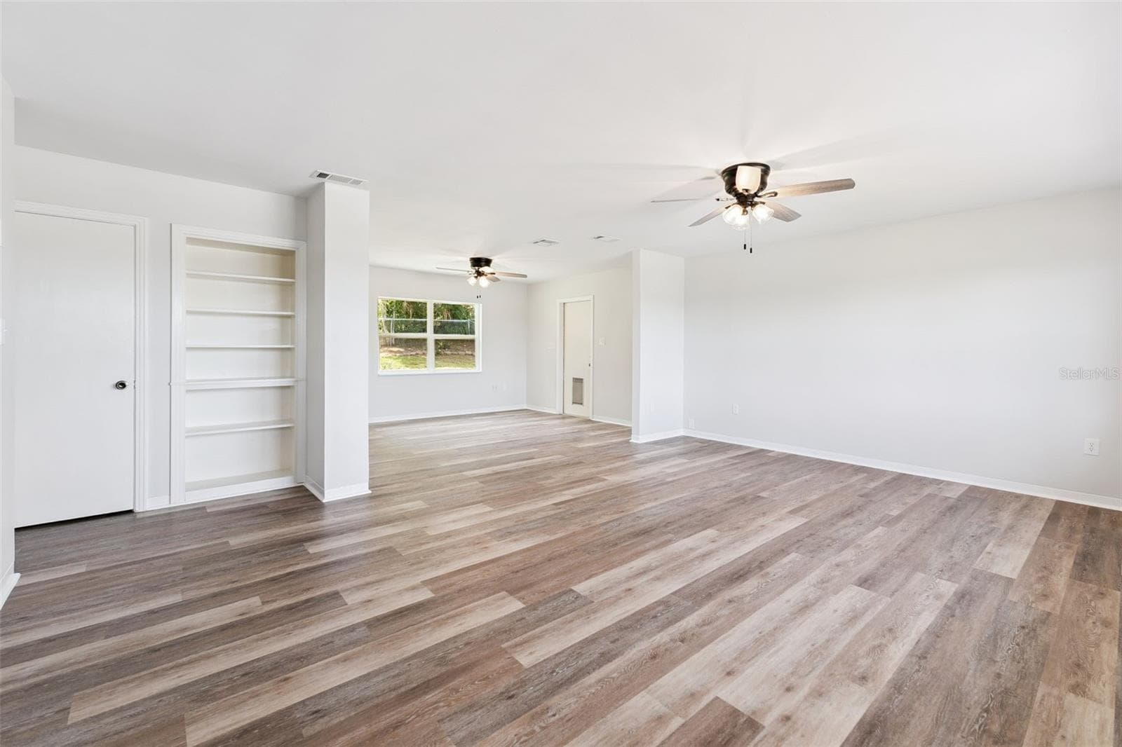 Single Family Residence at 1024 SUNSET DR, LAKE WALES, photo 7 of 43