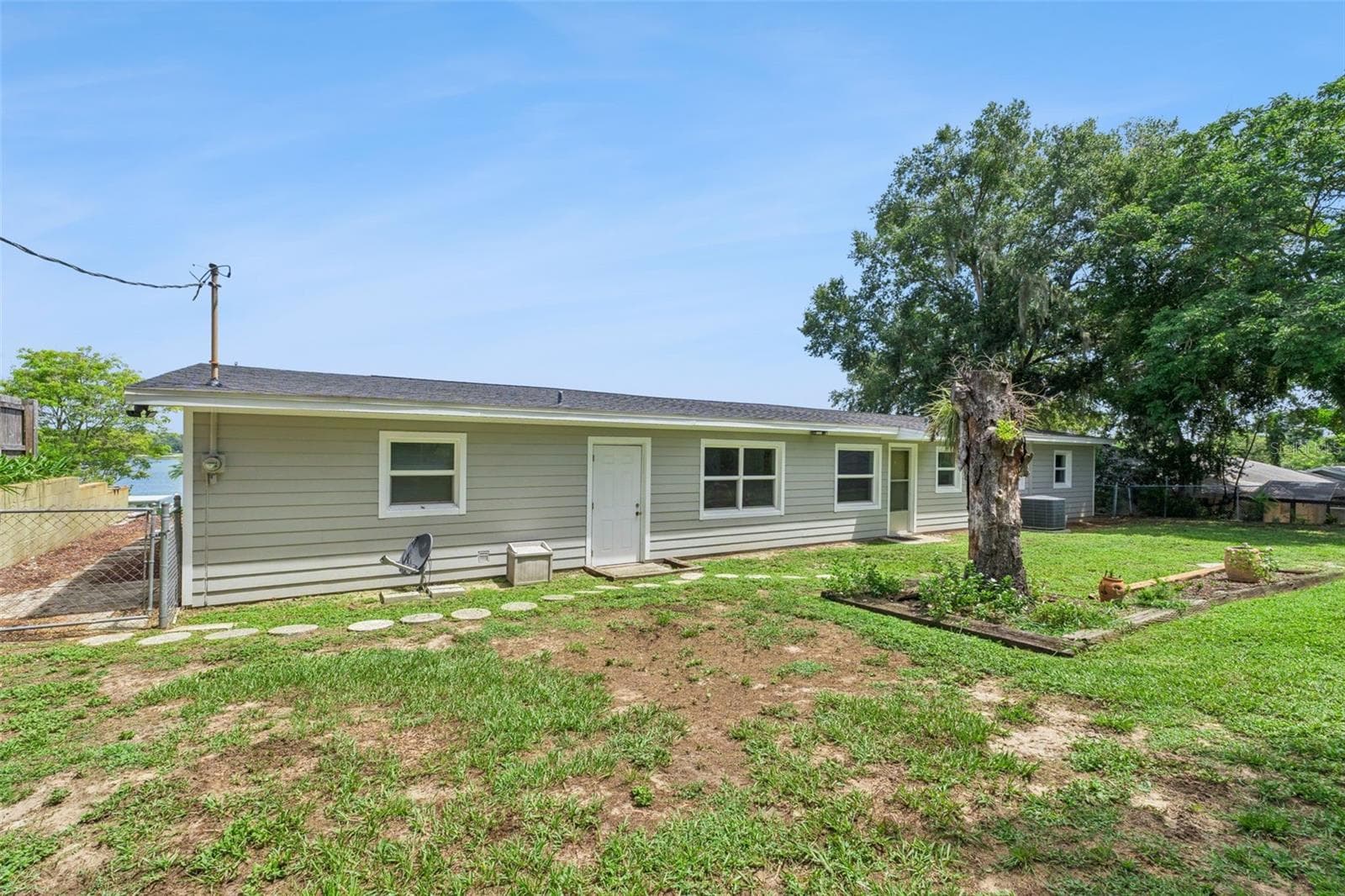 Single Family Residence at 1024 SUNSET DR, LAKE WALES, photo 28 of 43