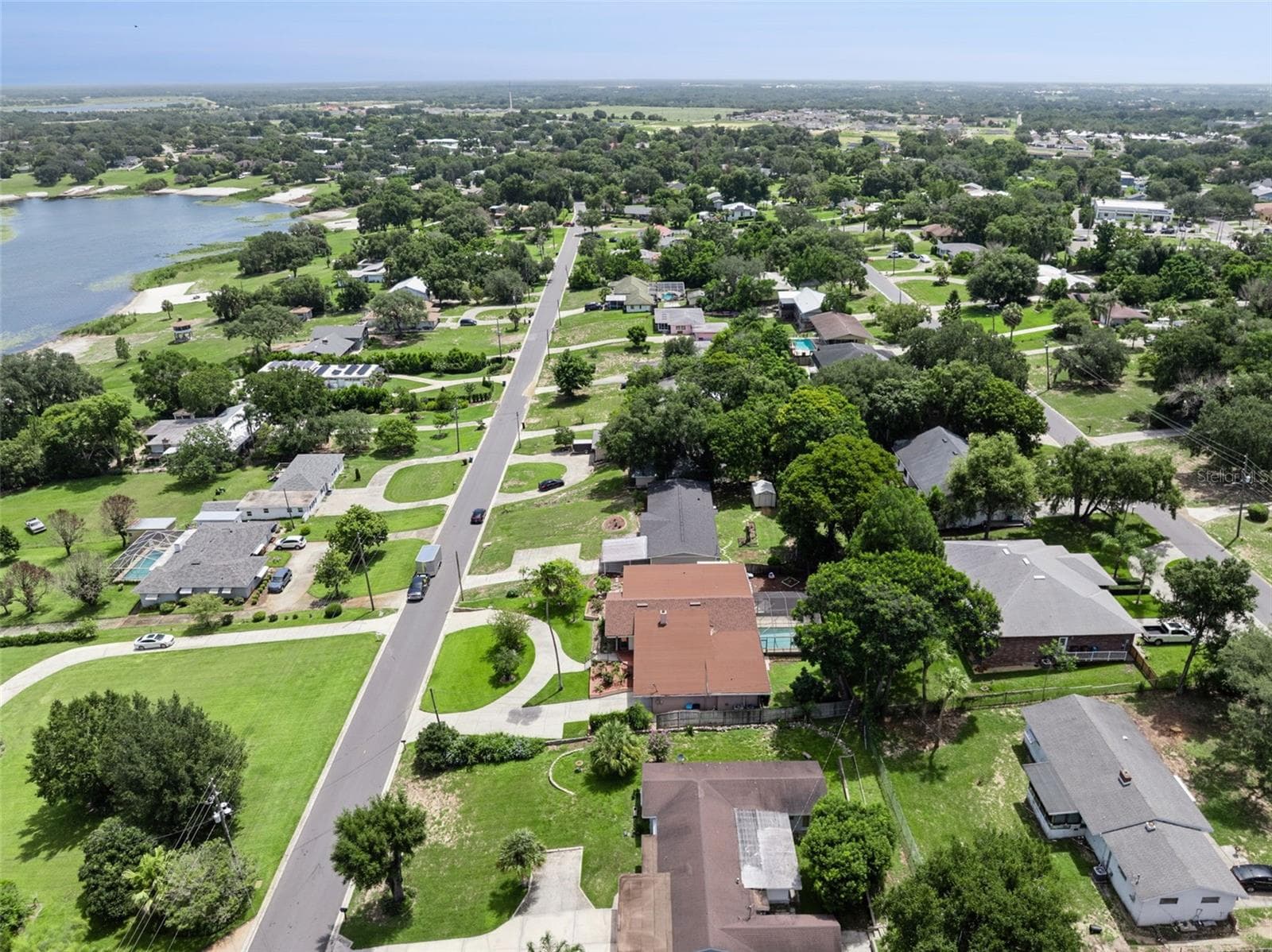Single Family Residence at 1024 SUNSET DR, LAKE WALES, photo 38 of 43