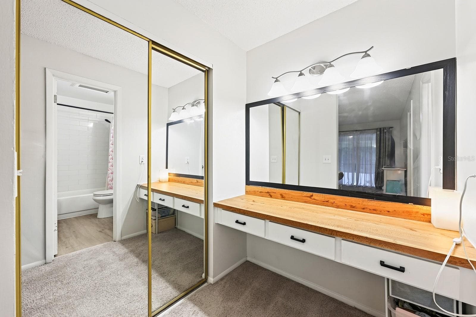 Primary en-suite bath. - 4607 RING NECK RD #36C, ORLANDO