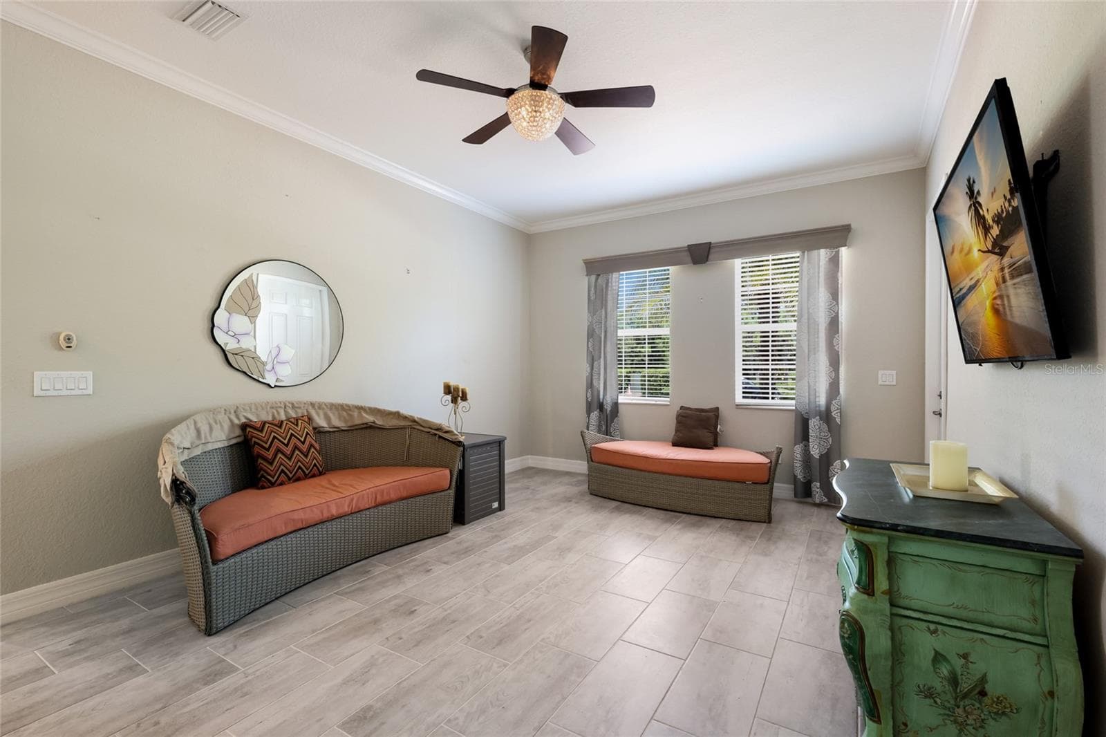 IN LAW SUITE LIVING - 12120 GANNETT PL, LAKEWOOD RANCH