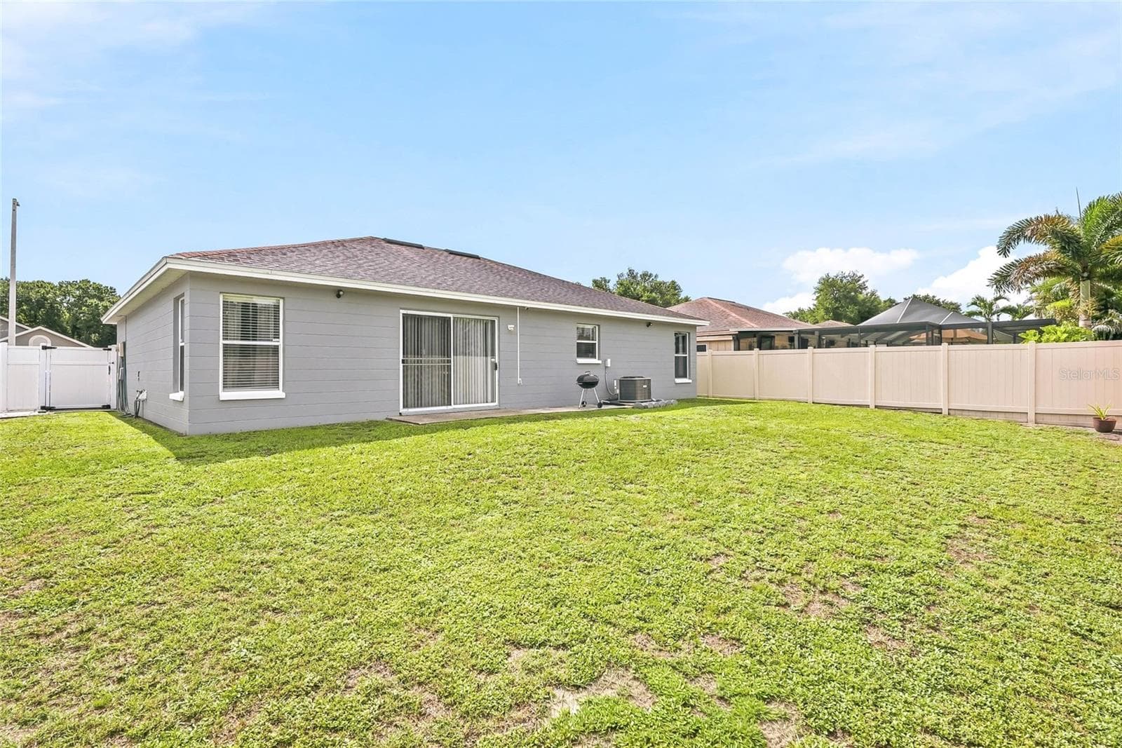 Single Family Residence at 11026 STREAMSIDE DR, TAMPA, photo 25 of 31