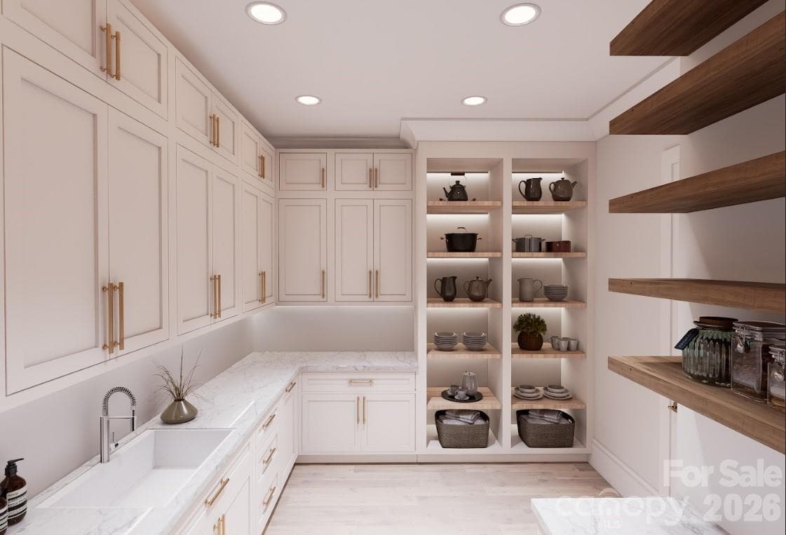 large pantry - 104 Sherwood Drive, Huntersville