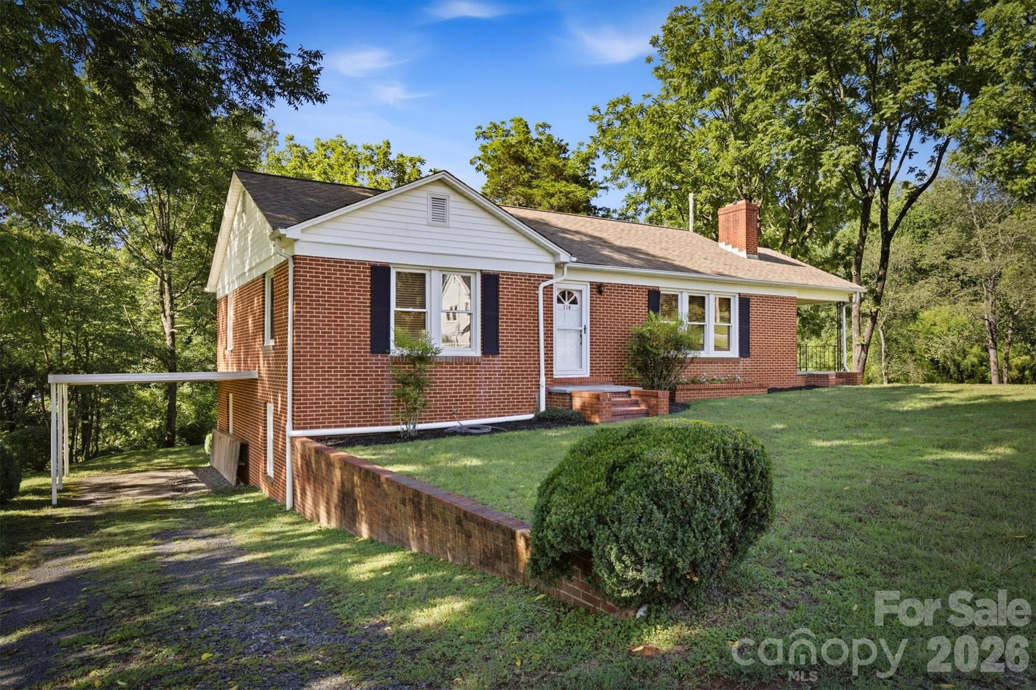 Single Family Residence at 114 Harris Drive, Morganton, photo 3 of 23