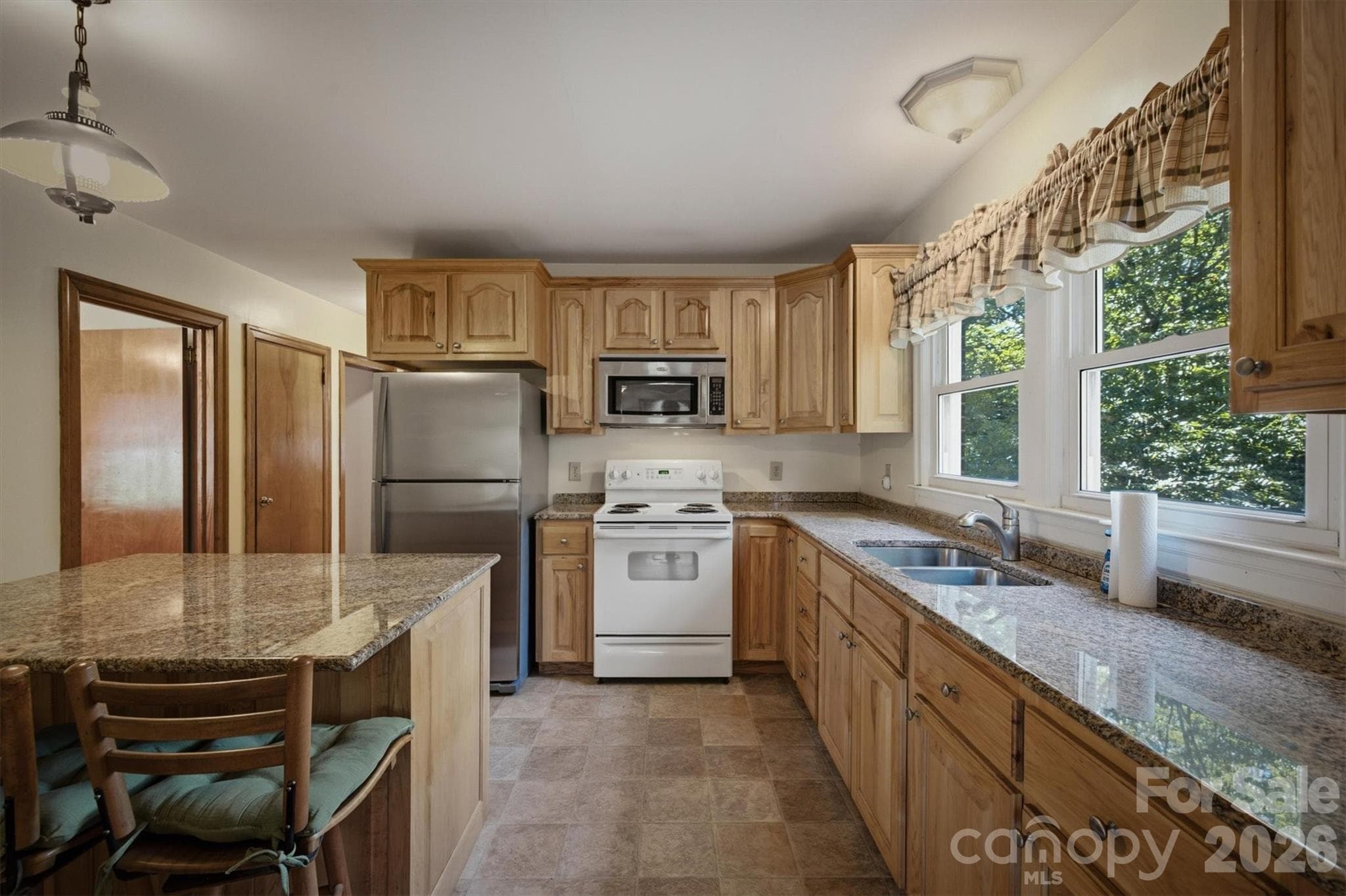 Single Family Residence at 114 Harris Drive, Morganton, photo 8 of 23