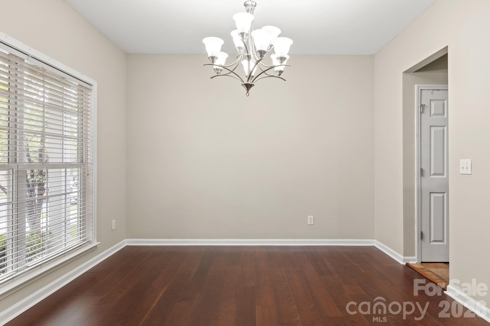 Single Family Residence at 9055 Pembroke Court, Fort Mill, photo 7 of 45