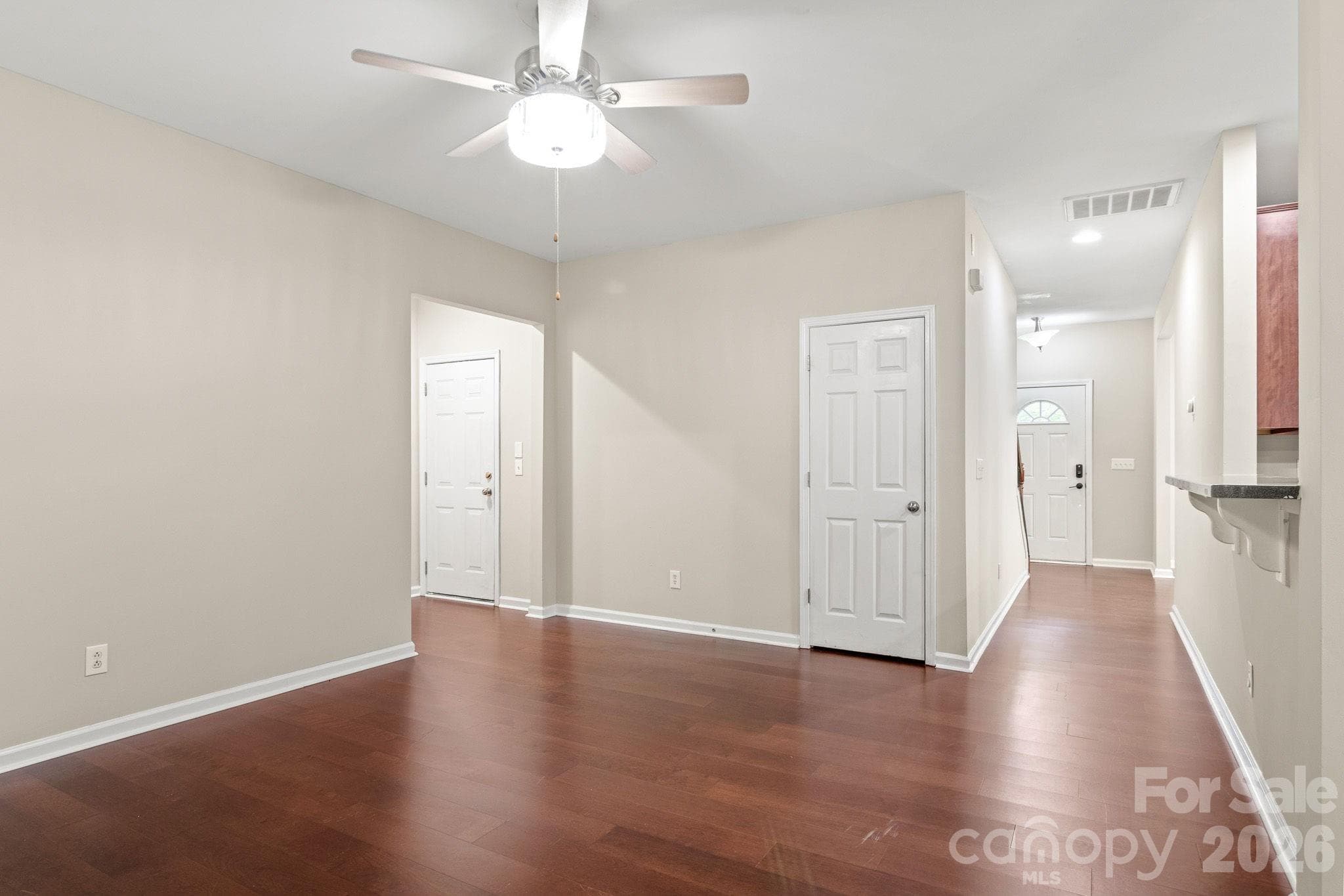 Single Family Residence at 9055 Pembroke Court, Fort Mill, photo 8 of 45
