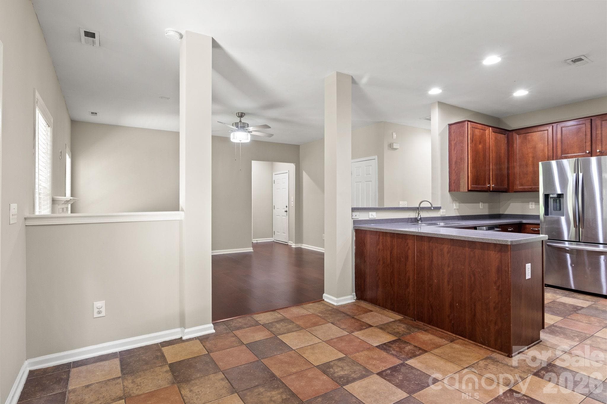 Single Family Residence at 9055 Pembroke Court, Fort Mill, photo 14 of 45