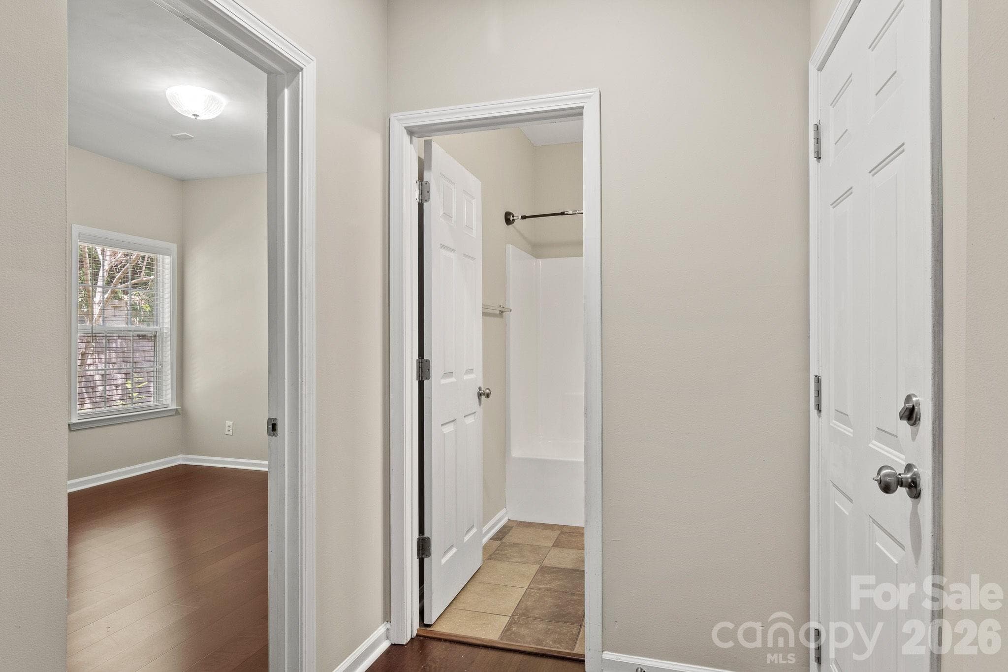 Single Family Residence at 9055 Pembroke Court, Fort Mill, photo 19 of 45