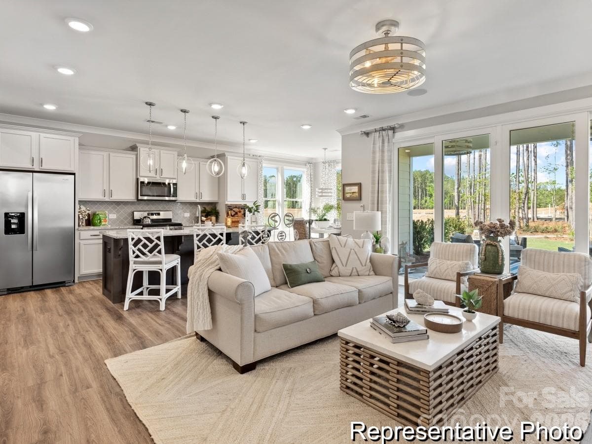 Single Family Residence at 1861 Climbing Rose Court, Rock Hill, photo 13 of 20