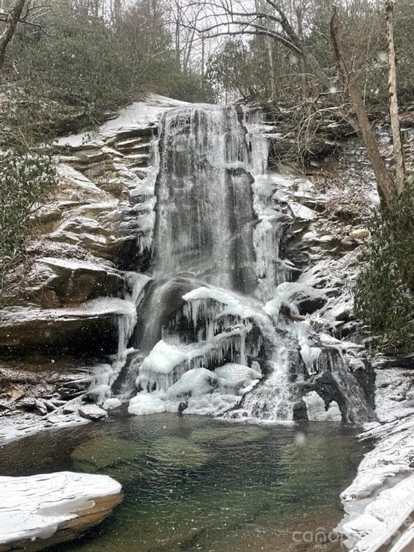 Catawba Falls in the winter. - Old Fort