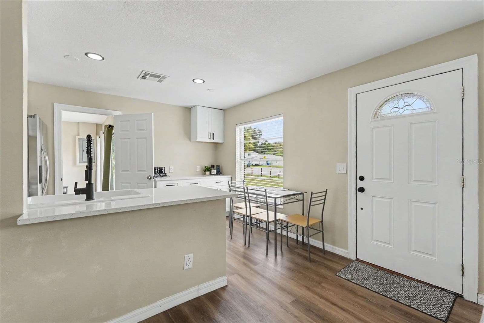 Single Family Residence at 102 SHORE DR E, OLDSMAR, photo 5 of 34