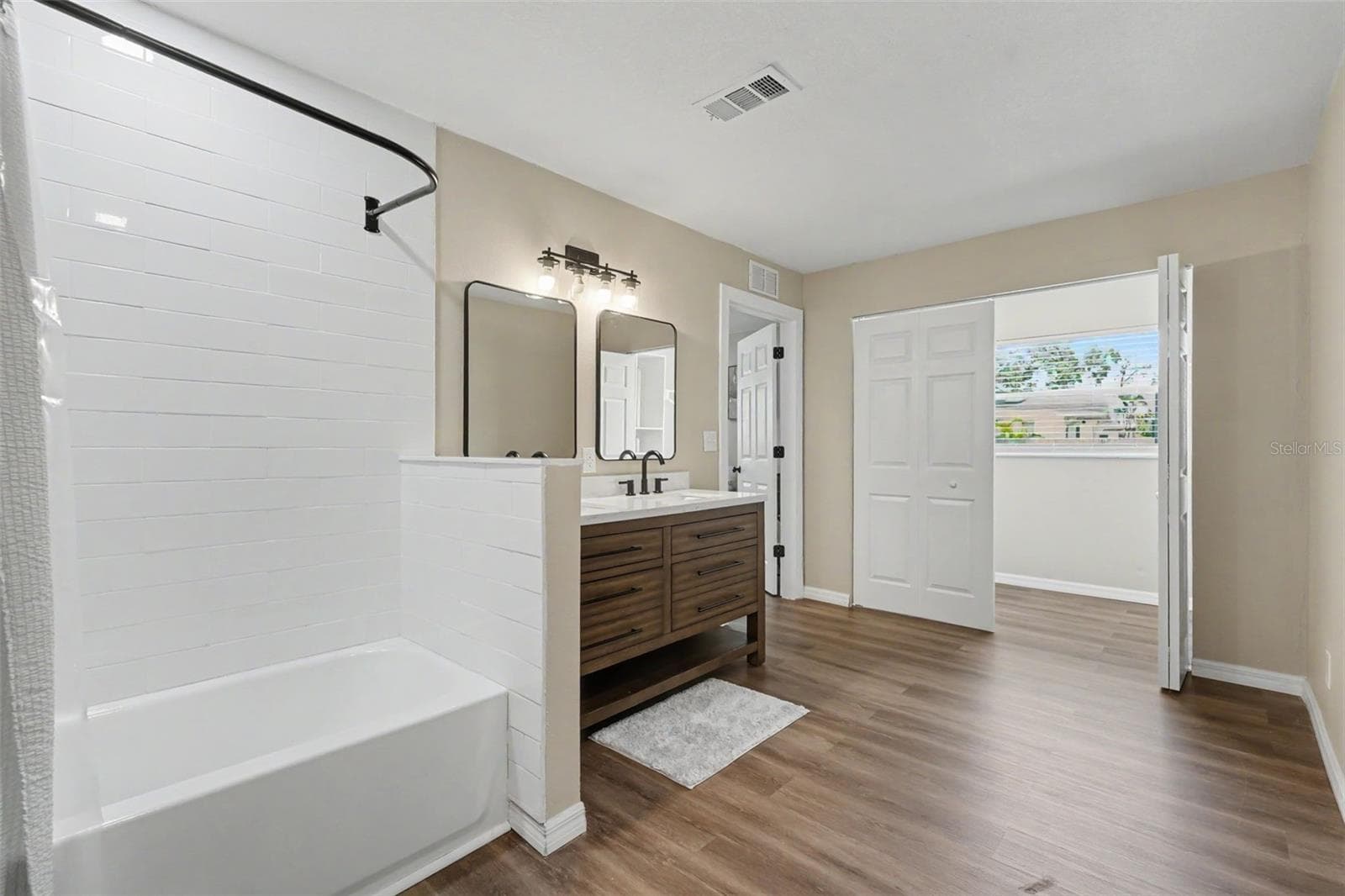 Single Family Residence at 102 SHORE DR E, OLDSMAR, photo 23 of 34