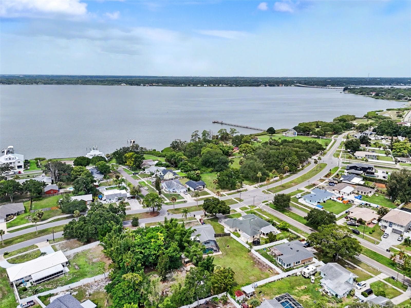 Single Family Residence at 102 SHORE DR E, OLDSMAR, photo 29 of 34