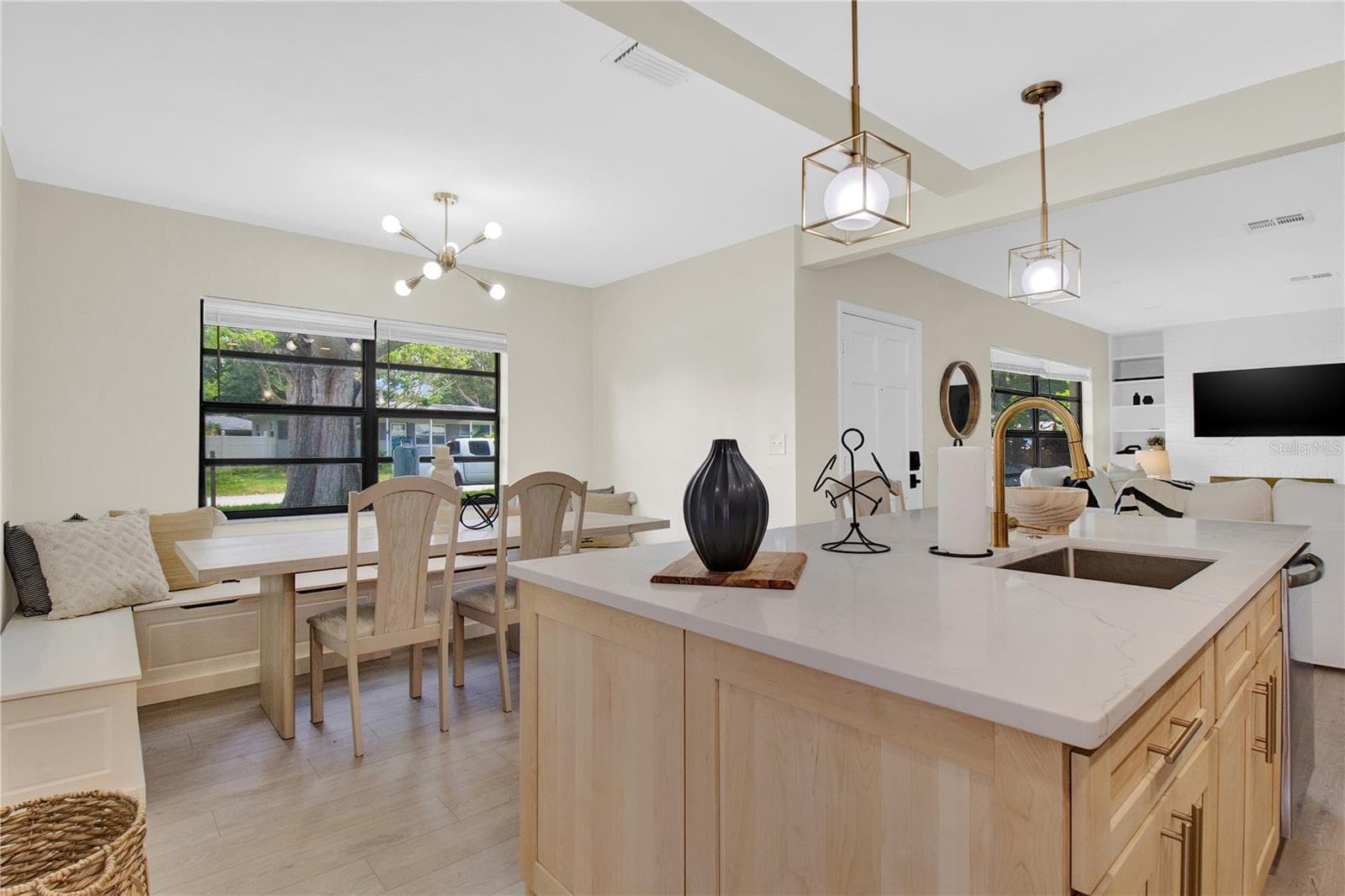Eat-in Kitchen - 1608 OTTAWA RD, CLEARWATER