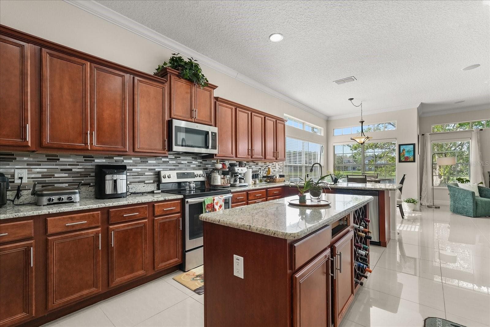 Single Family Residence at 16108 BRISTOL LAKE CIR, ORLANDO, photo 13 of 45