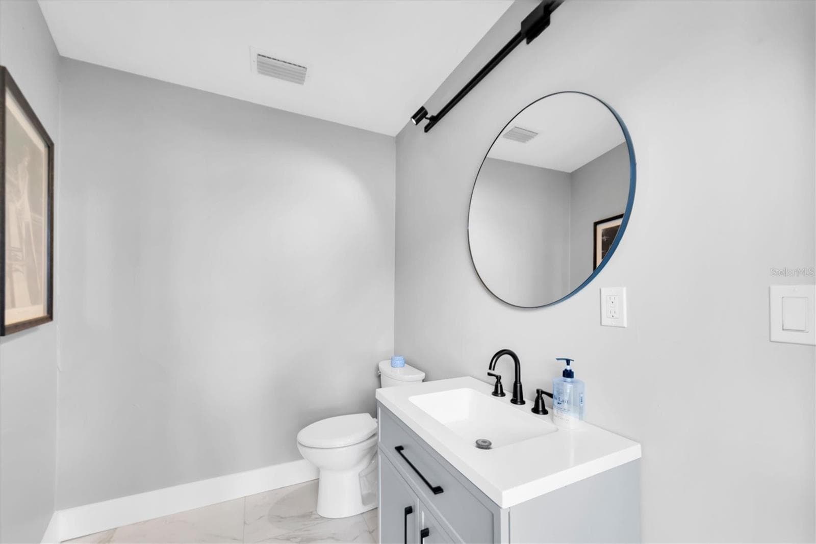 Outdoor bathroom - 303 N BATH CLUB BLVD N, NORTH REDINGTON BEACH