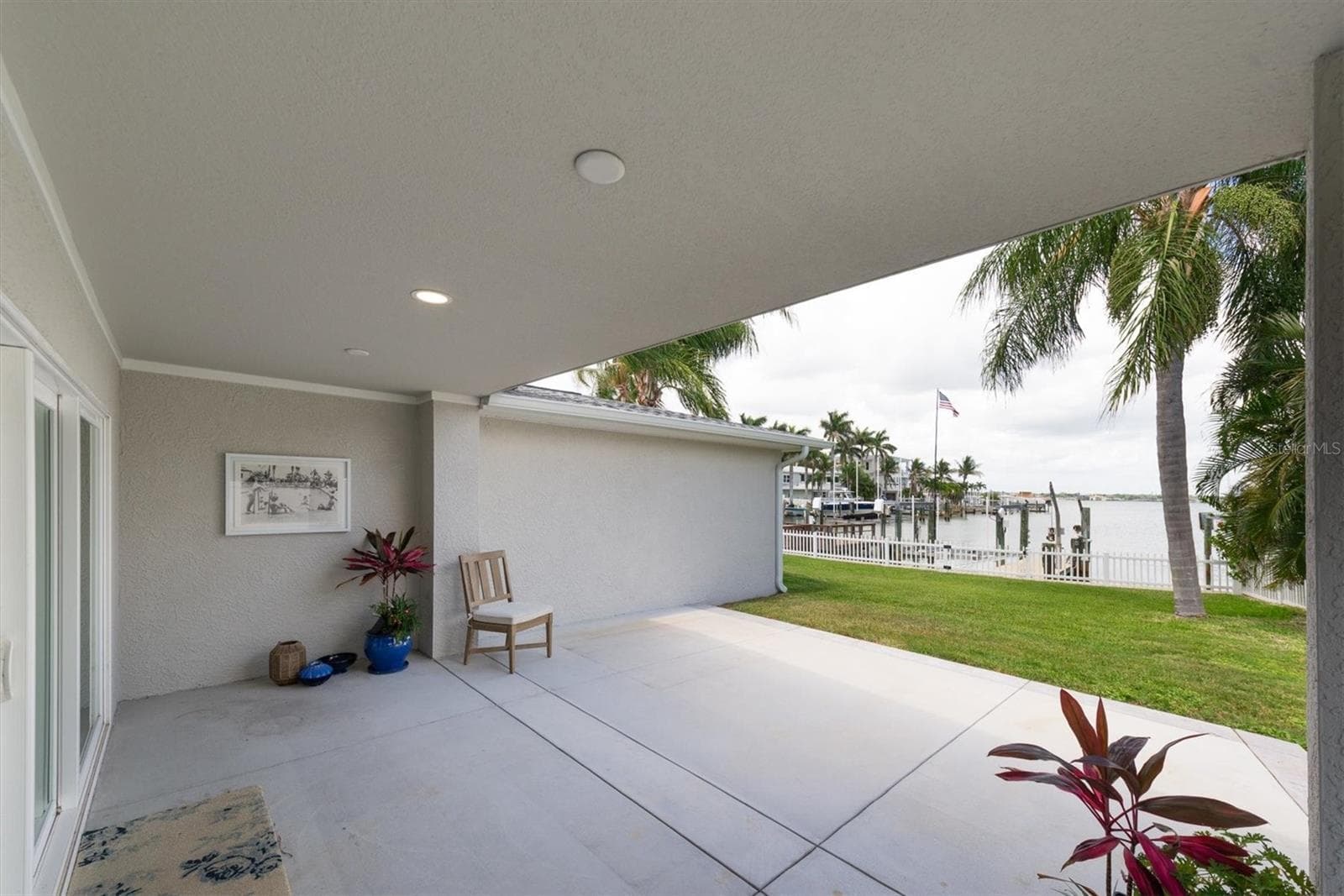Single Family Residence at 303 N BATH CLUB BLVD N, NORTH REDINGTON BEACH, photo 58 of 72