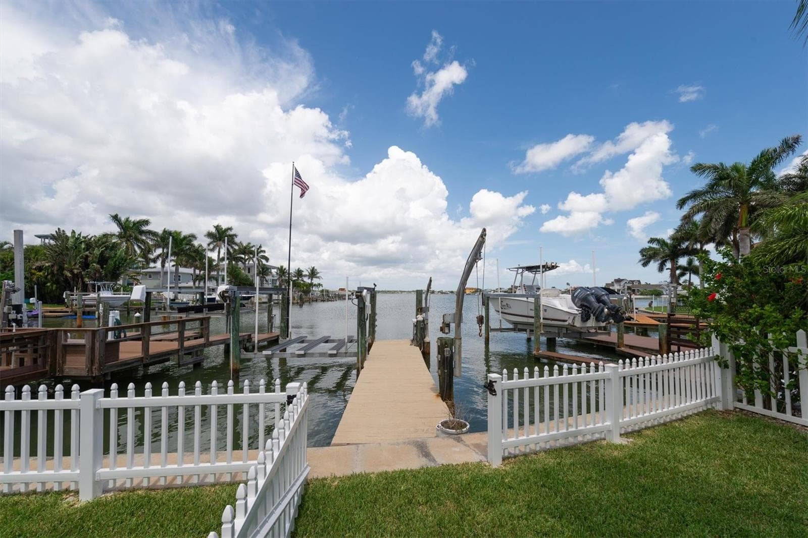 Single Family Residence at 303 N BATH CLUB BLVD N, NORTH REDINGTON BEACH, photo 2 of 72