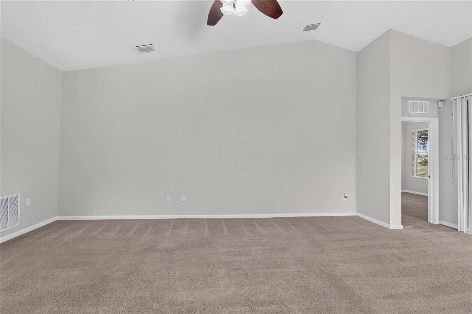 livingroom - 2005 RIVER TURIA CIR, RIVERVIEW