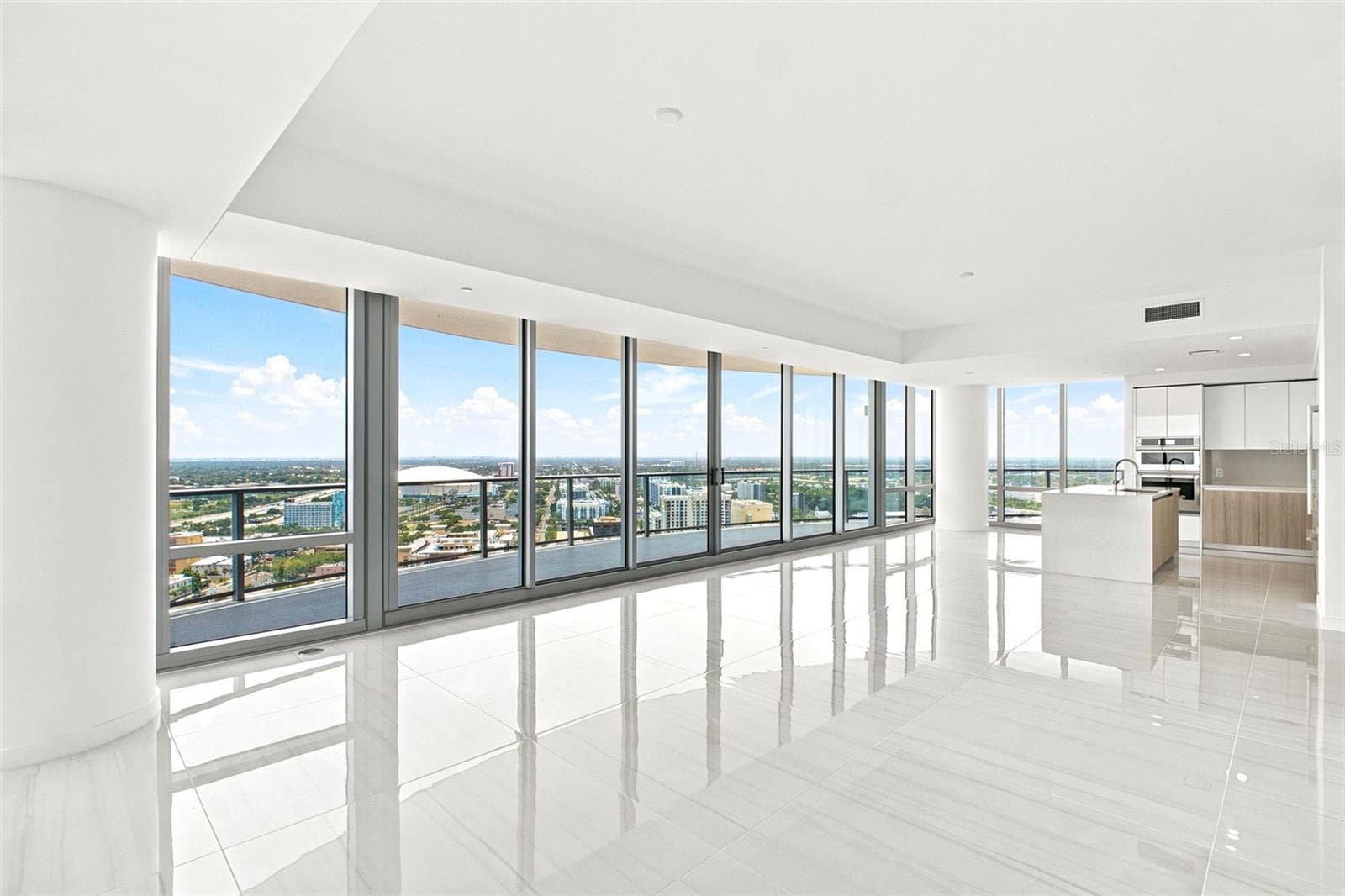 Awe-inspiring views from every room - 400 CENTRAL AVE #2901, ST PETERSBURG