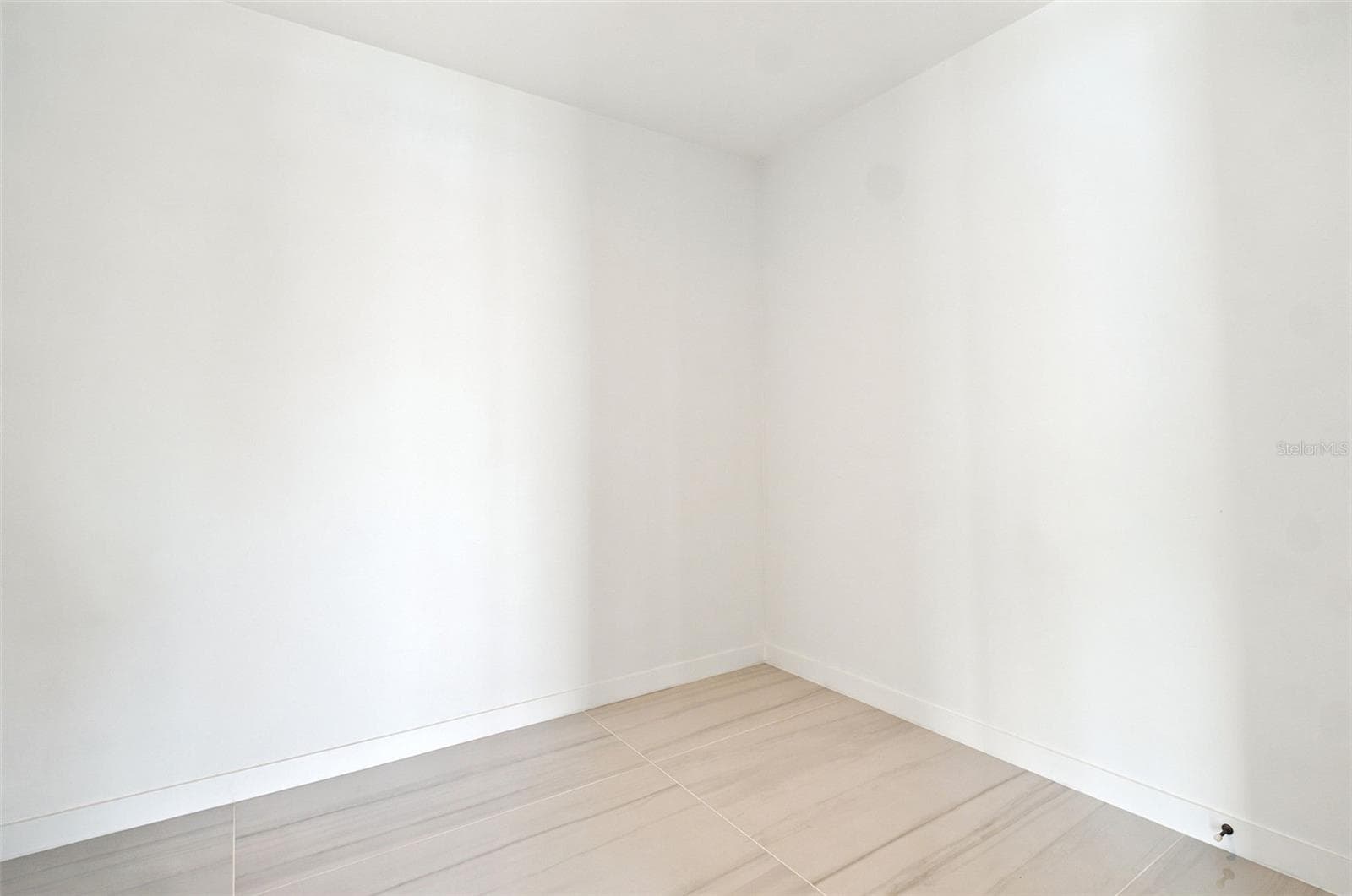 Condominium at 400 CENTRAL AVE #2901, ST PETERSBURG, photo 34 of 96