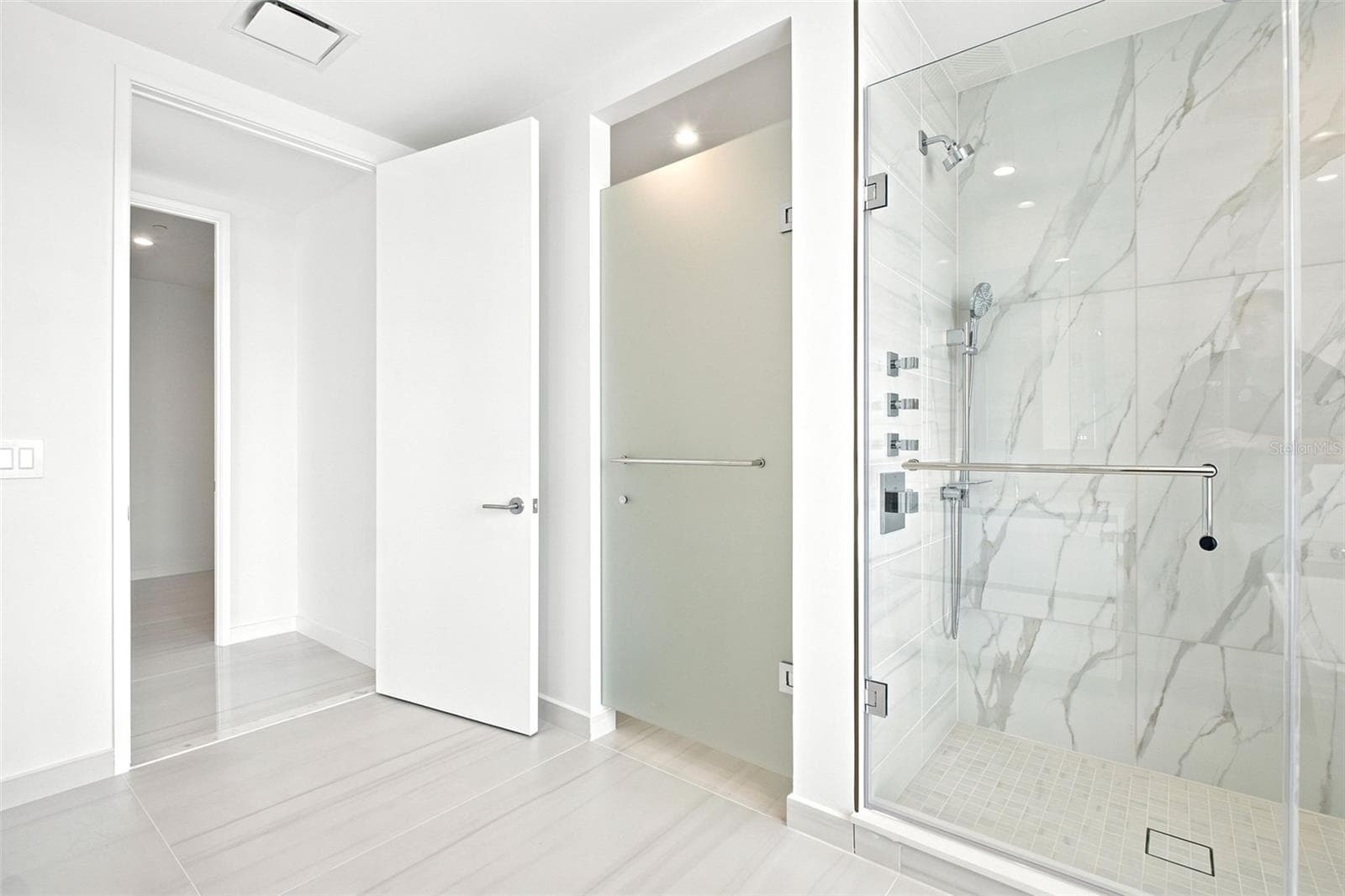 Condominium at 400 CENTRAL AVE #2901, ST PETERSBURG, photo 42 of 96