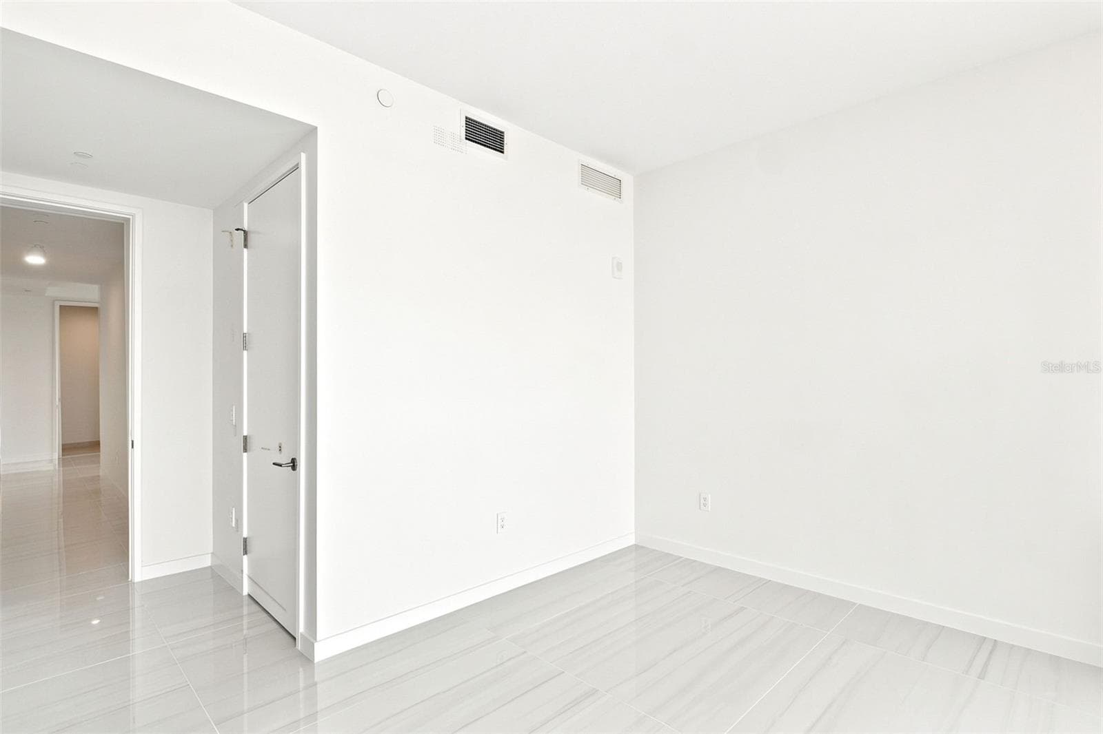 Condominium at 400 CENTRAL AVE #2901, ST PETERSBURG, photo 54 of 96
