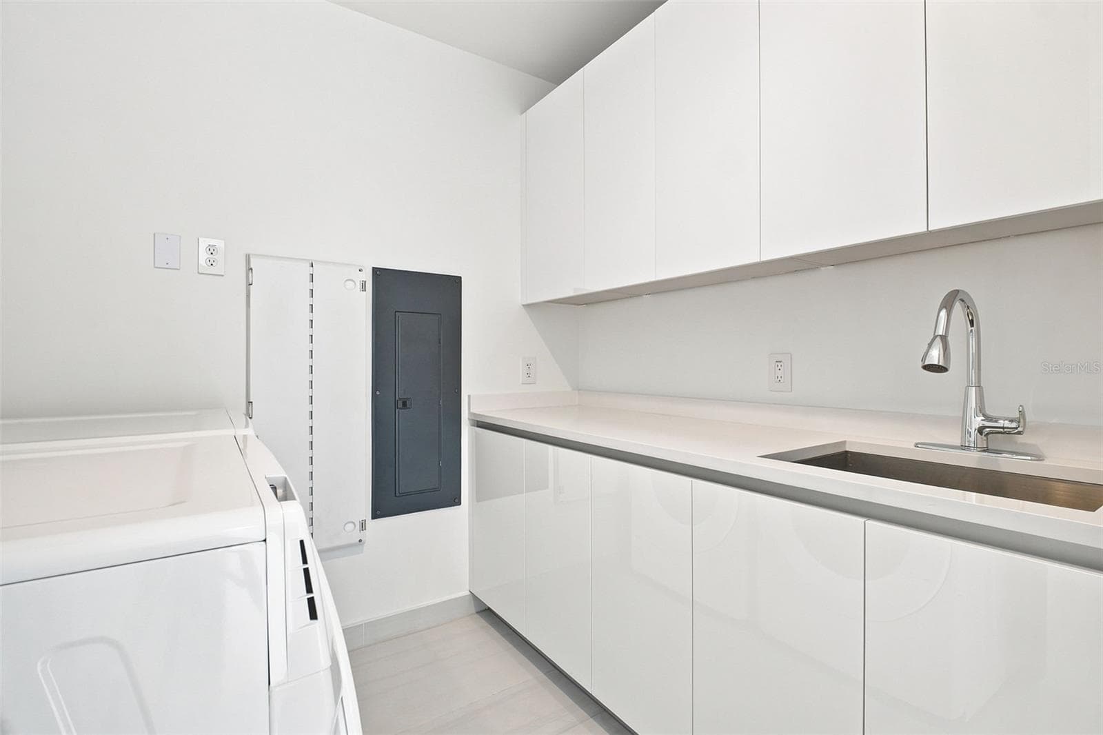 Condominium at 400 CENTRAL AVE #2901, ST PETERSBURG, photo 68 of 96