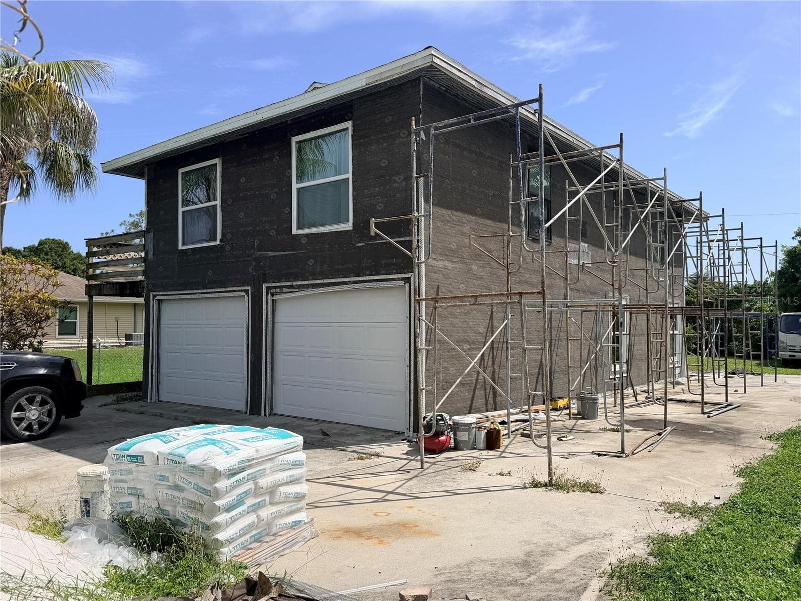 Single Family Residence at 125 4TH ST, NAPLES, photo 4 of 15