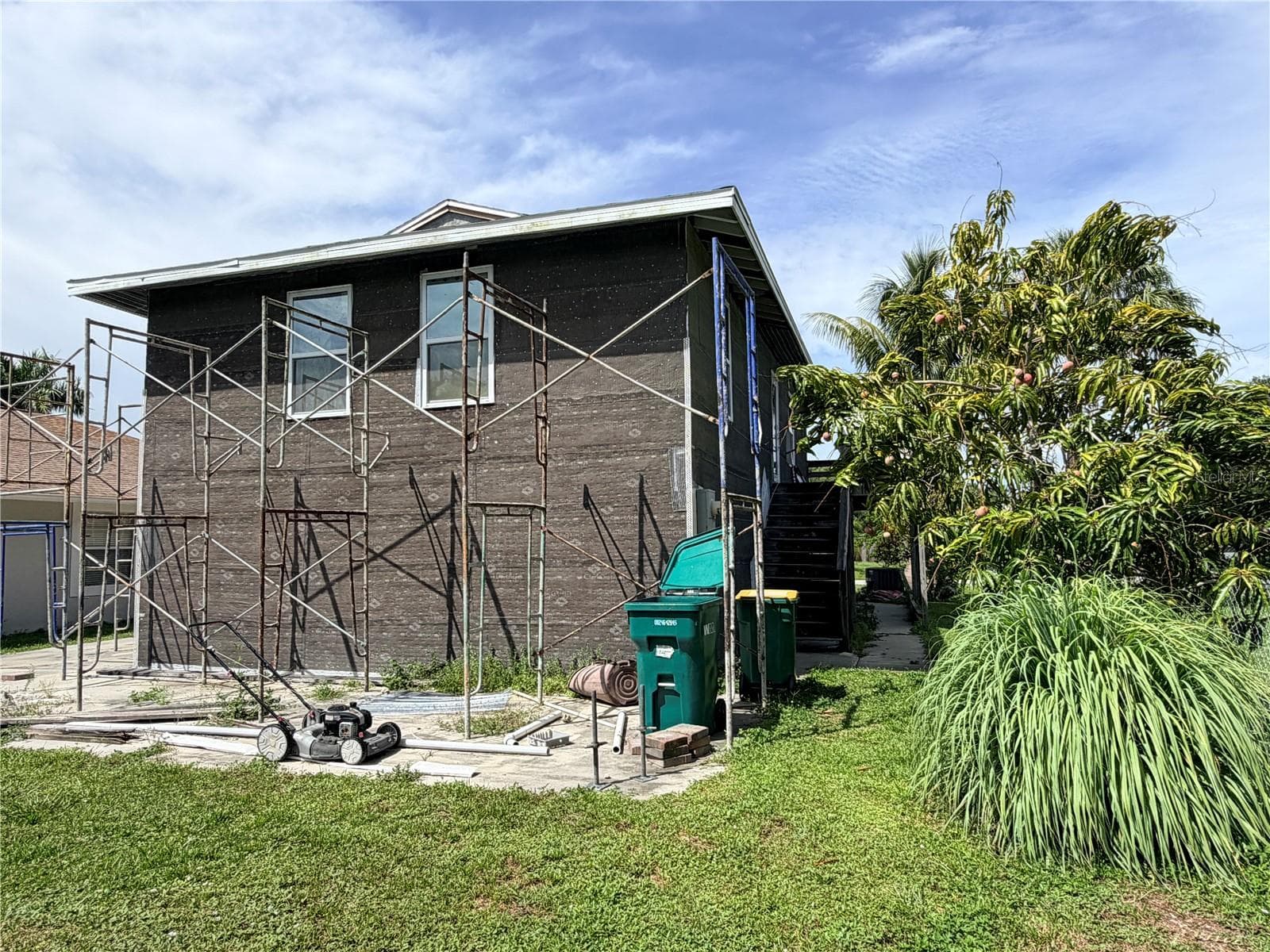 Single Family Residence at 125 4TH ST, NAPLES, photo 7 of 15