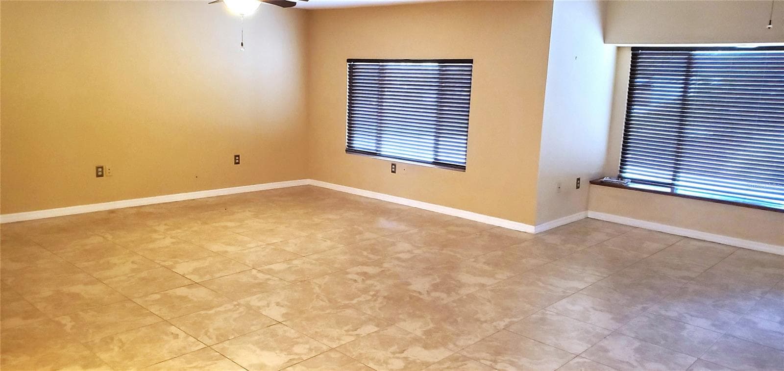 Large Living Room - 7606 15TH AVE NW, BRADENTON